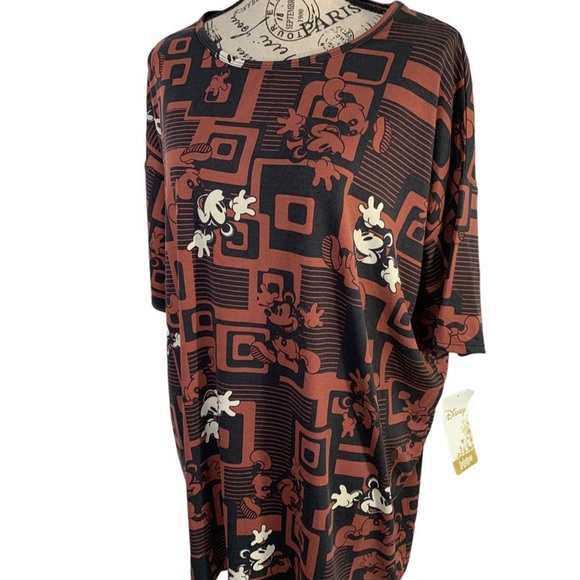 LuLaRoe Disney Mickey Mouse Hi low Blouse women’s small, oversized New With Tags - Picture 11 of 11